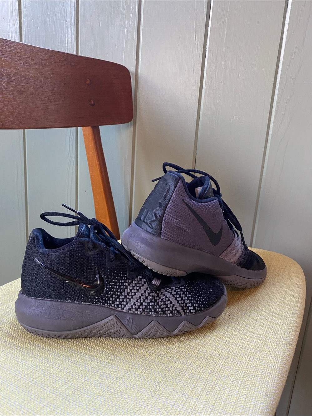Nike Kids Kyrie Flytrap GS Shoes